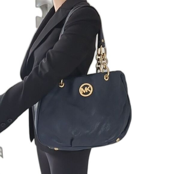 Michael Kors Navy Blue Shoulder Bag - Picture 2 of 13